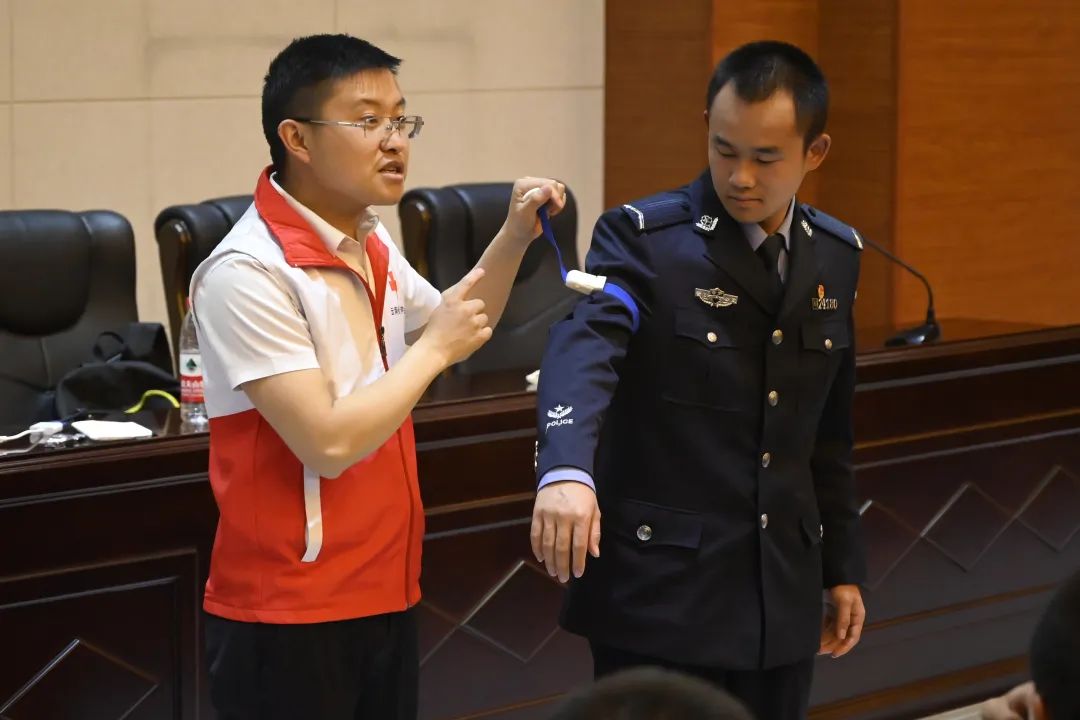 2024老澳门原料网大全