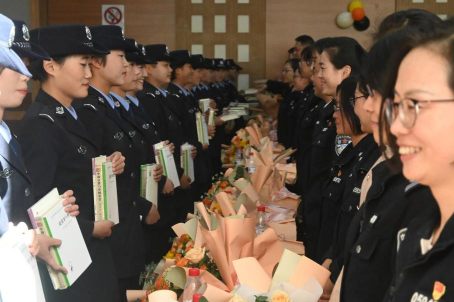 2024老澳门原料网大全