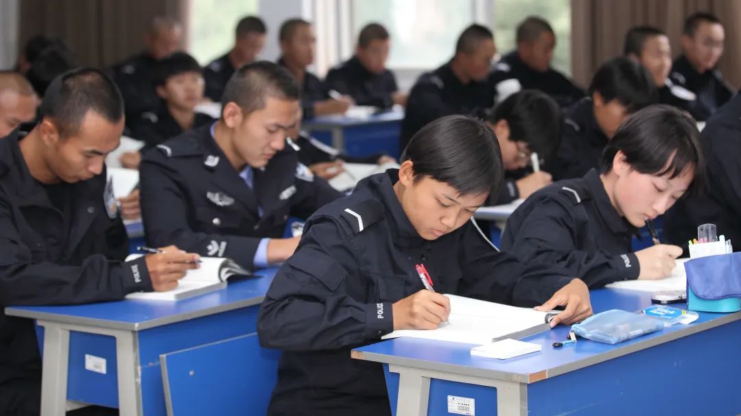 2024老澳门原料网大全