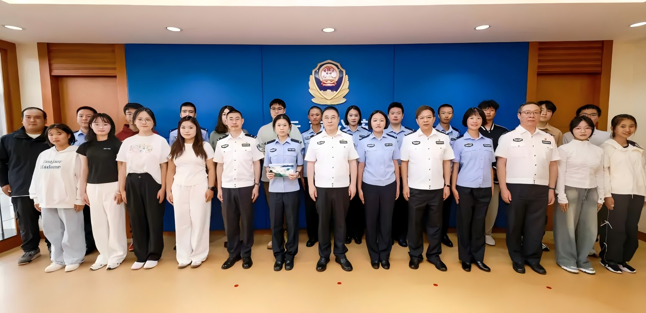 2024老澳门原料网大全