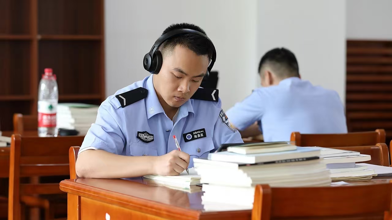 2024老澳门原料网大全