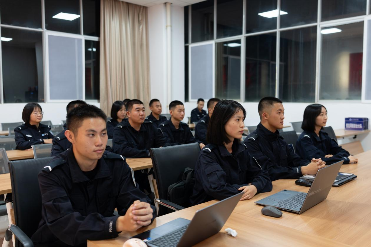 2024老澳门原料网大全