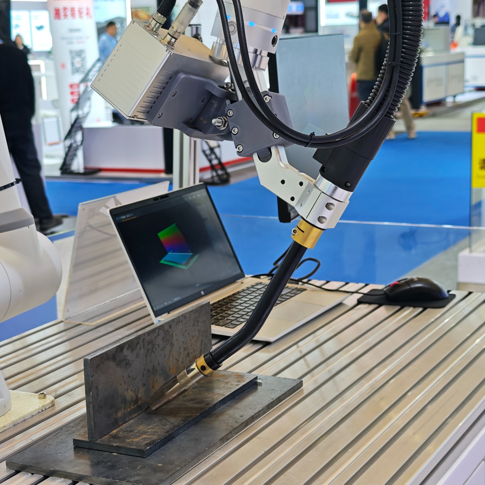 1774923618390806.jpg 9666b939a2e5b4d583dcb77c000ebfe7.jpg